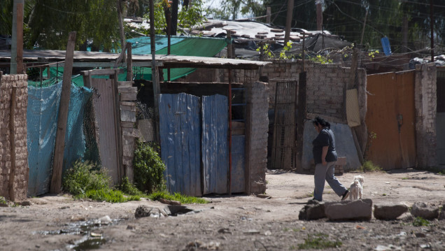 imagen Para la UCA, en casi un año hay 1,5 millones más de pobres