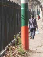 Guaymallén quiere multar a barrios que construyeron una reja de seguridad