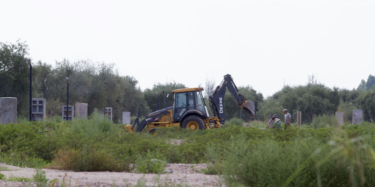 El avance urbano sobre tierras productivas se trasladó al Este