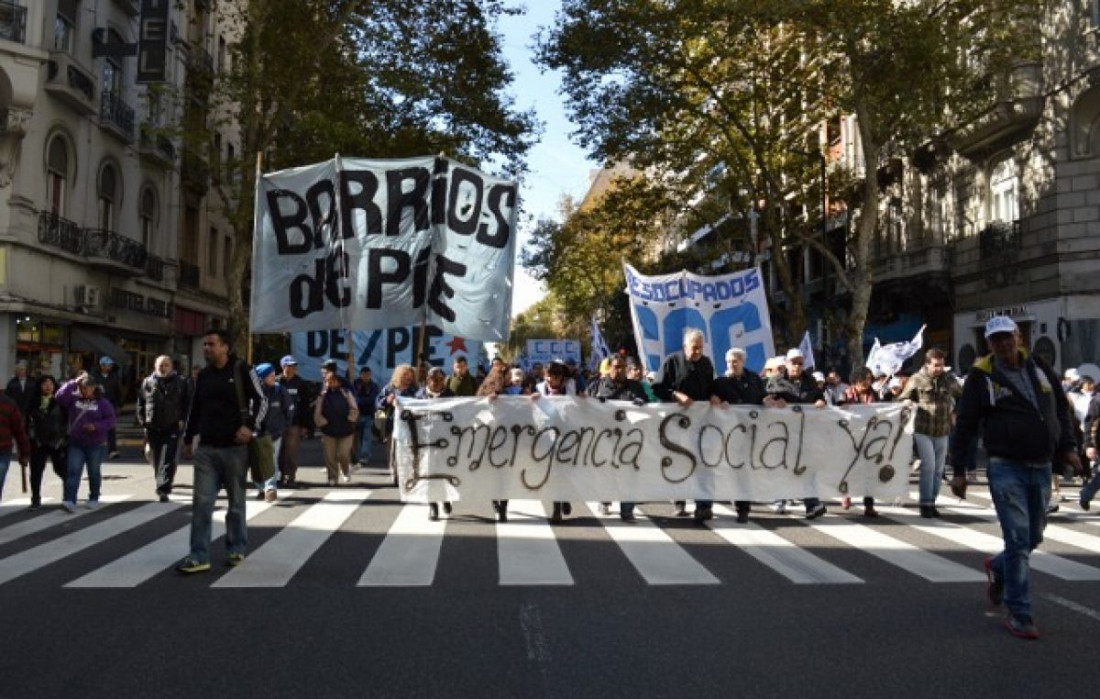 Barrios de Pie pedirá mercadería en los supermercados de Buenos Aires