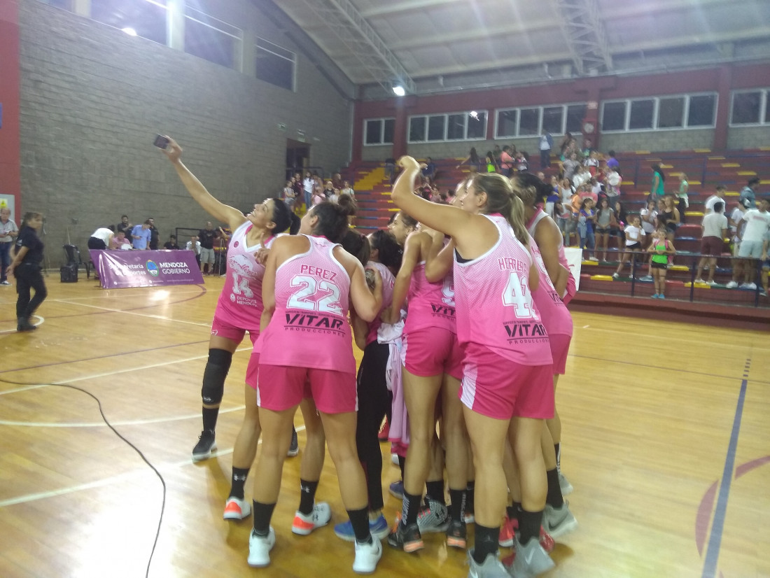 Las chicas de Las Heras Básquet derrotaron a Unión Florida