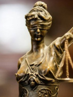 Techo de cristal en la Justicia mendocina: solo el 22% de los puestos jerárquicos son ocupados por mujeres