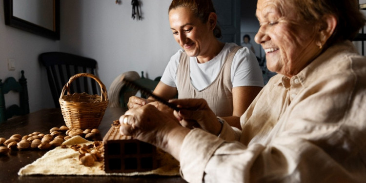 Envejecimiento poblacional: el desafío de Mendoza es capacitar en cuidados