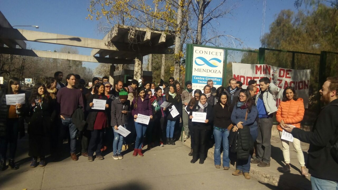 Jornada de lucha de científicos e investigadores