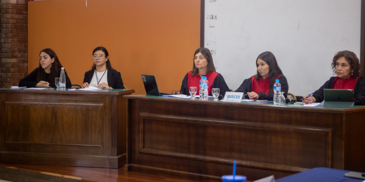 Comenzó la 10º edición de CUYUM, el desafío internacional de derecho en la UNCUYO. Comunicación con Cintia Bayardi, Secretaria de Extensión de la Facultad de Derecho de la UNCUYO.