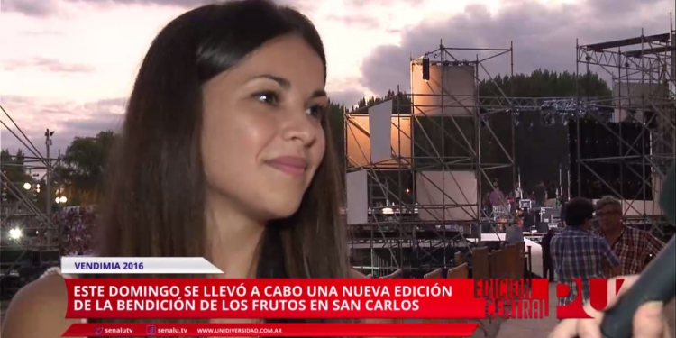 Evely Neila, ex reina de San Carlos, estuvo presente en la Bendición de los Frutos