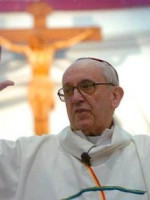 Citan a Bergoglio a declarar en la causa por robo de bebés durante la dictadura