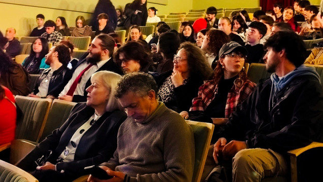 imagen Con ingeniosos cortes de cine argentino, estudiantes de la TUPA analizaron la producción audiovisual