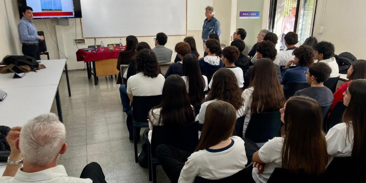 UNCUYO y Fundación YPF inauguraron un laboratorio y un aula para la experimentación científica