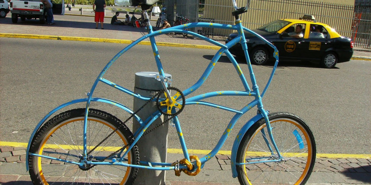 CREATIVO Y BICICLETERO SE BUSCA