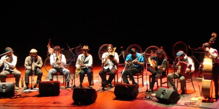 Los Biciswing, en la previa de La Fiesta de la Cosecha