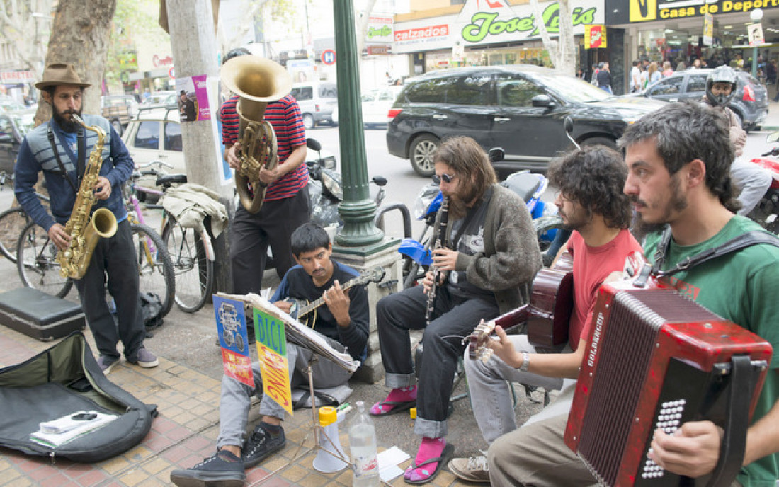 Biciswing le pone swing y jazz a la Fiesta de la Cerveza