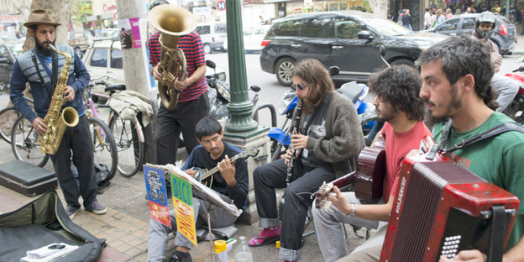 Biciswing le pone swing y jazz a la Fiesta de la Cerveza