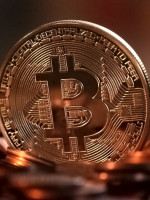 El bitcoin marca otro récord y se acerca a los USD 10 000