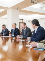 Gobierno y Bodegas de Argentina buscan que Massa alivie al sector vitivinícola