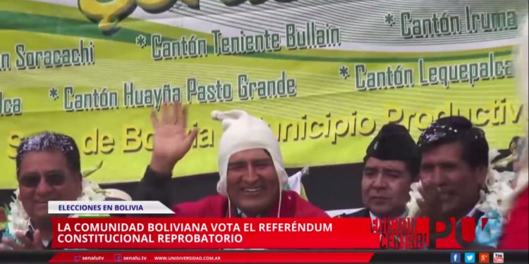 Bolivia vota el referéndum constitucional reprobatorio