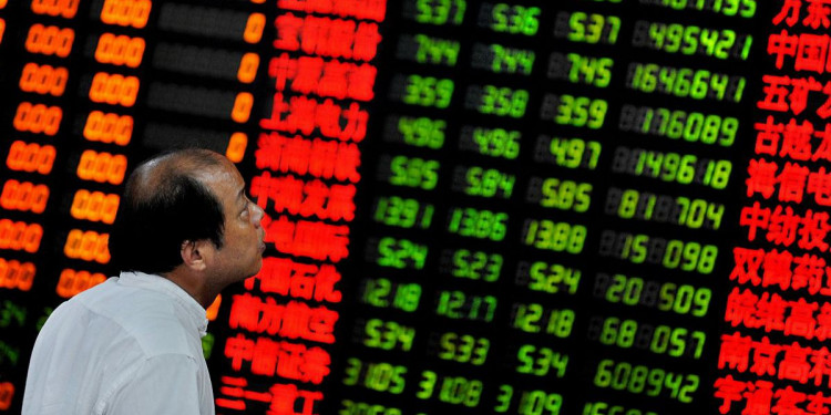 La Bolsa de Shangai cae 8,49 % y arrastra a sus pares de Europa