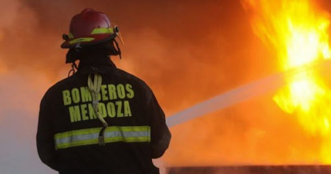 La ley reconoce la tarea del bombero como servicio público 