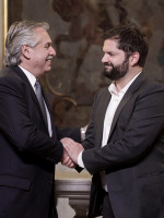 Alberto Fernández viaja a Chile para fortalecer la relación bilateral con Gabriel Boric 