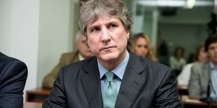 Piden que Boudou vaya a juicio oral por la compra de autos truchos