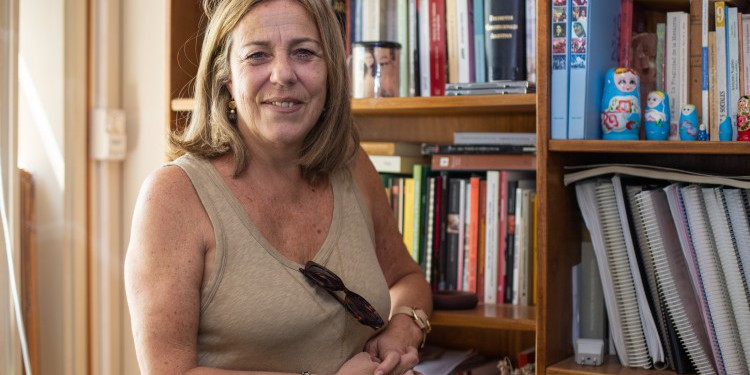 Beatriz Bragoni ingresa oficialmente a la Academia Nacional de la Historia