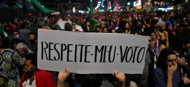 Masiva manifestación de respaldo a Lula tras el ataque a la democracia