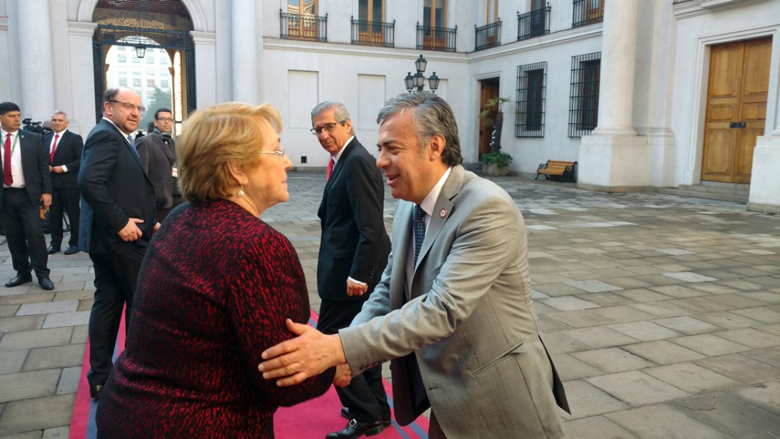 El paso Cristo Redentor, eje de la charla entre Cornejo y Bachelet