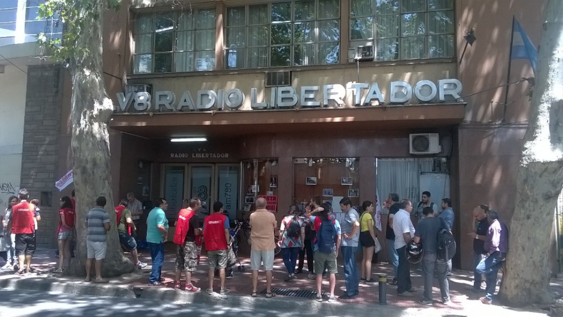 Paro por tiempo indeterminado en Radio Libertador por el despido de un trabajador