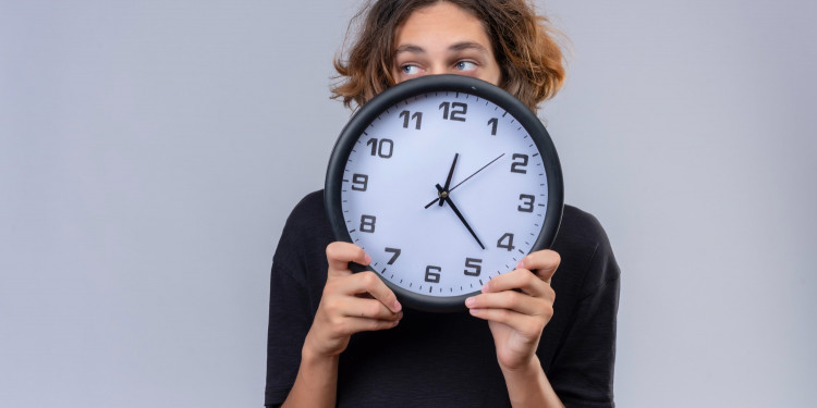Avanza el cambio de huso horario en Argentina: ¿qué diferencias hay entre hora oficial y hora solar? 