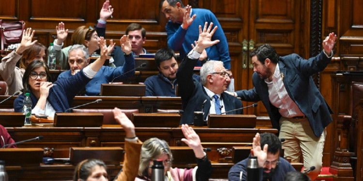Uruguay: avanza la primera ley de eutanasia de América Latina