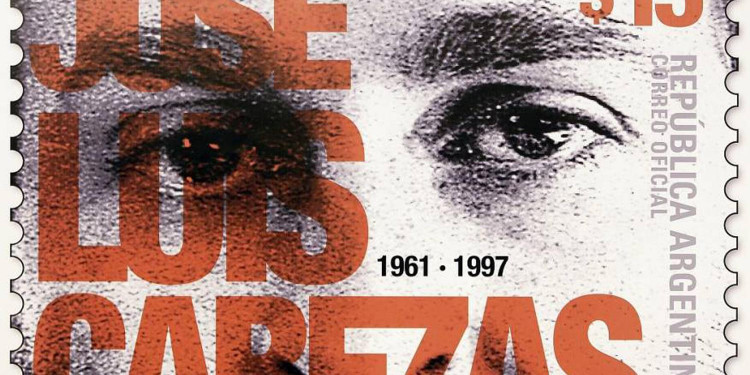 Homenaje a Cabezas: su rostro reflejado en un sello postal