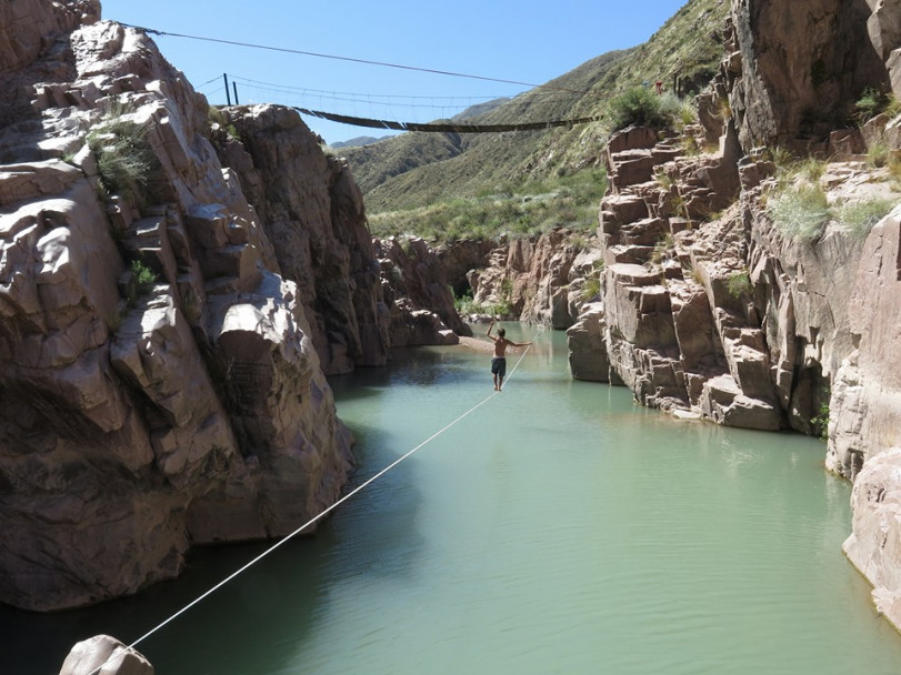 imagen Slackline: Mendoza en lo más alto