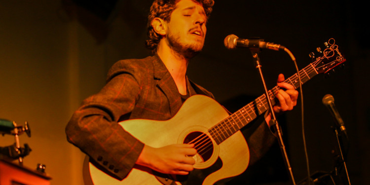 Cipriano Atómico debuta en el Independencia en "Compositores Mendocinos Sinfónico 2"