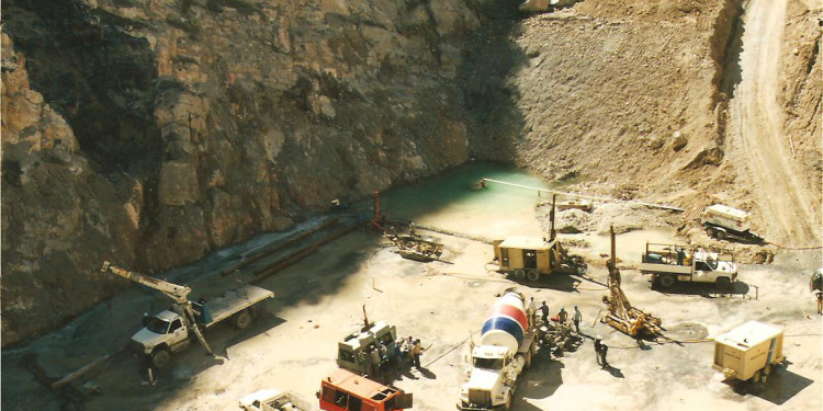 Una minera chilena contaminó el suelo y las aguas de Calingasta