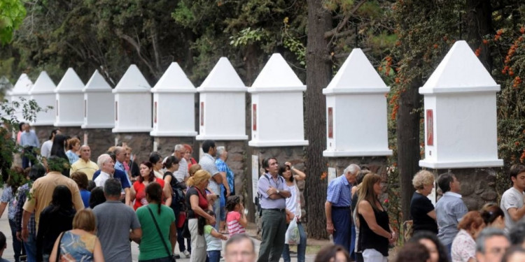 Controlorán el tránsito y la venta ambulante en la zona del Calvario