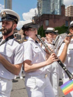 Las Fuerzas Armadas de Canadá "abrazan" a los trans y se alejan de Trump