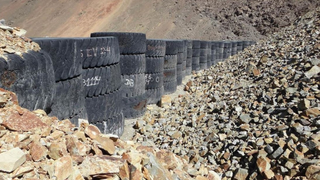 imagen Chile ahora ayudará a retirar la escombrera que contaminó la cordillera argentina