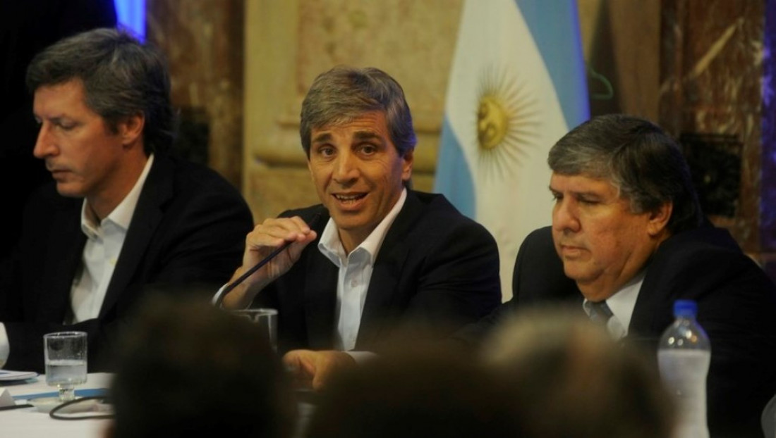 Caputo: "Esta vez, el endeudamiento será distinto"