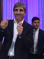 Caputo dará explicaciones por sus offshore 