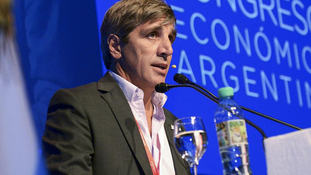 imagen Para quitarle presión al dólar, el BCRA subió la tasa al 45 %