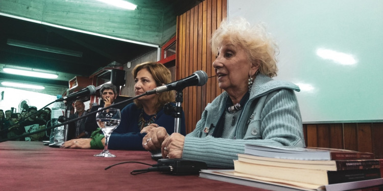 Carlotto en Mendoza: "A Cristina no le van a encontrar nada"