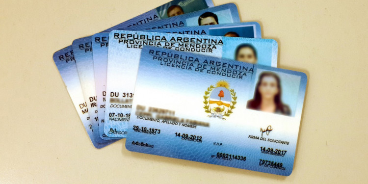 Carnet de conducir trucho: "Estas estafas son muy comunes en las redes sociales"