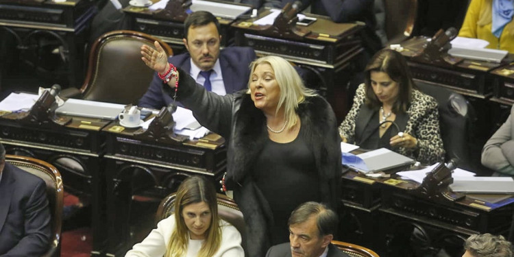 Carrió: "Este es el último esfuerzo que hago para preservar la unidad"