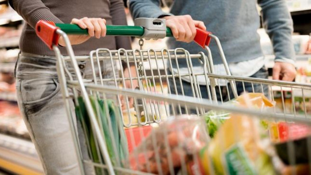 imagen Una familia necesitó en noviembre $ 16.028 para no caer en la pobreza