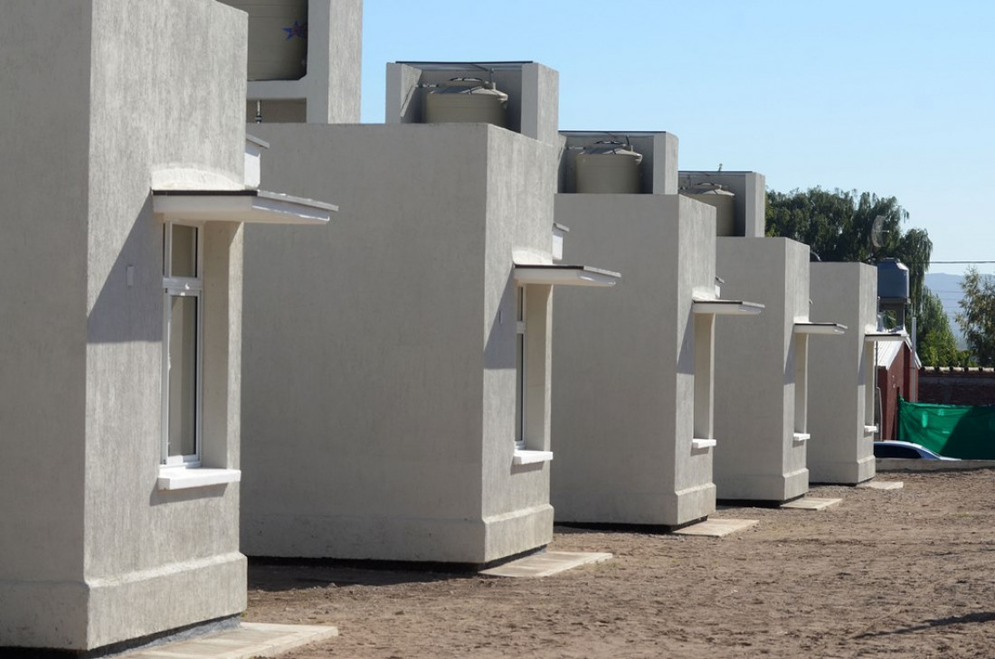 Quieren que las casas del Mendoza Construye estén listas para fines de 2019
