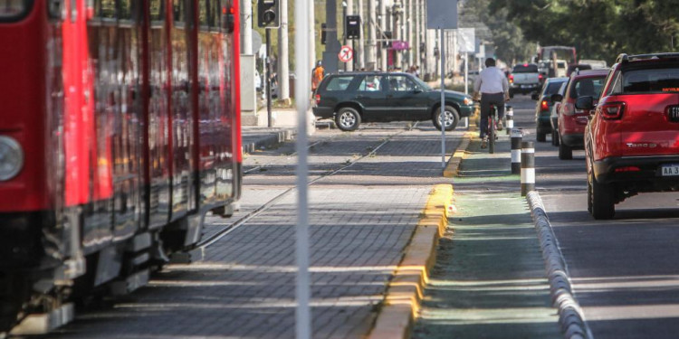 El uso de casco para ciclistas urbanos: ¿suma o resta?