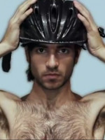 Luchemos por la Vida lanzó la campaña "Casco en Bici" 