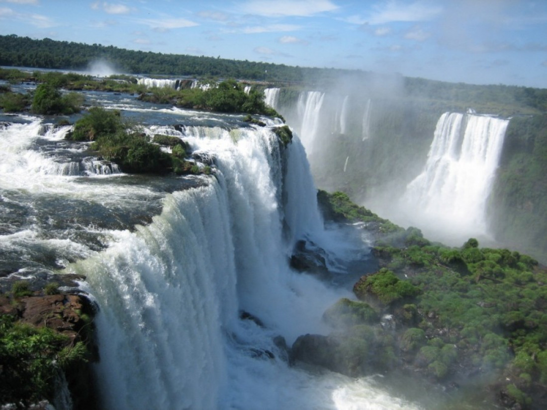 La UNCuyo invita a conocer las Cataratas del Iguazú en invierno