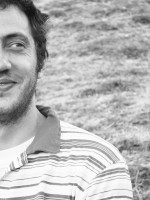 Entrevista: Andrés Binetti y la dramaturgia de lo grotesco