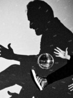 Jorge Drexler llevó al público mendocino a "Bailar en la Cueva"